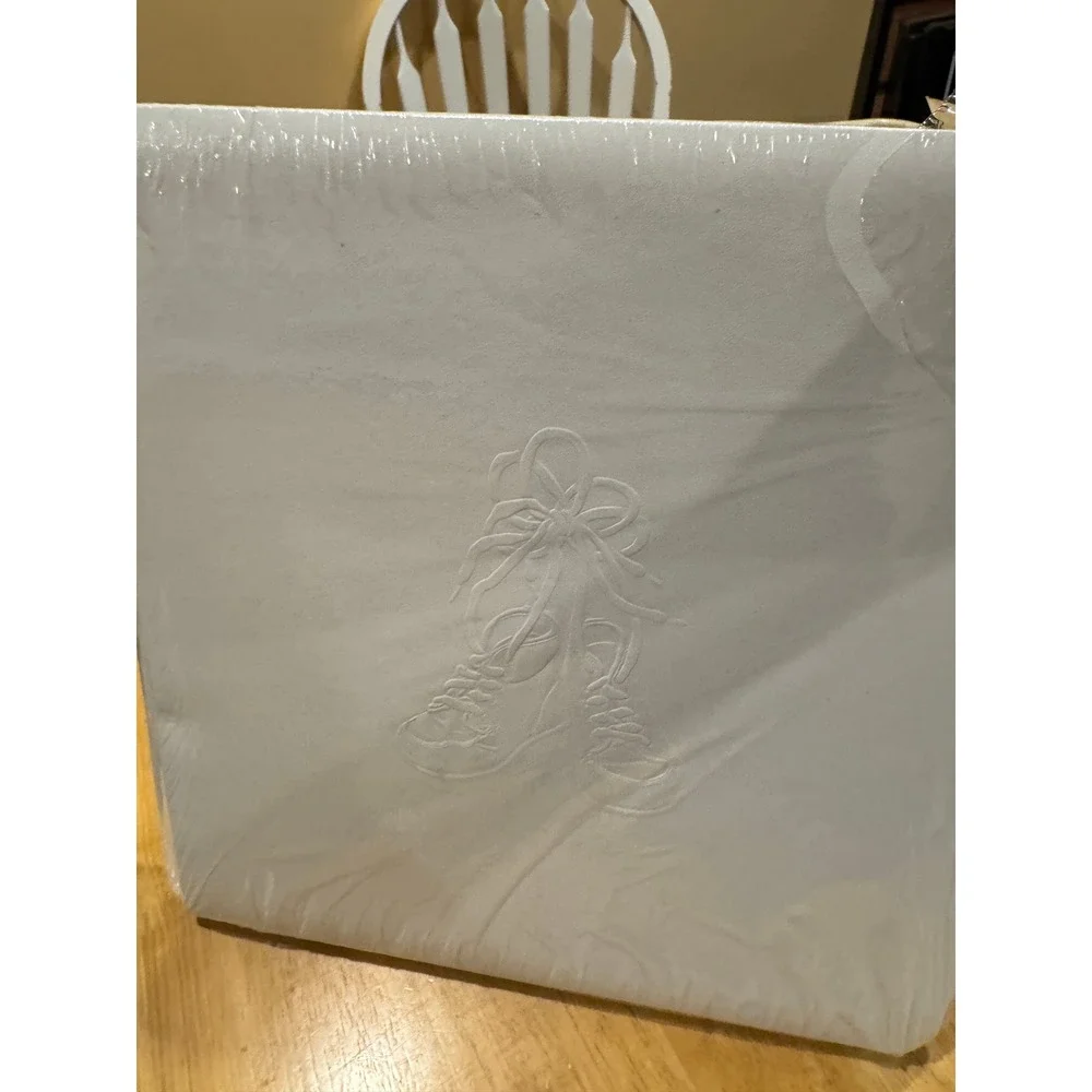 Creative Memories White Baby Coverset 12x12 Embossed Booties Bookcloth Album NEW